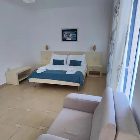 Hostel B&g